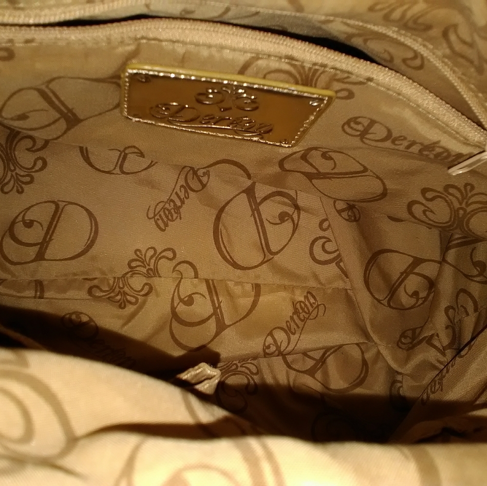 Purse - Picture 7 of 8